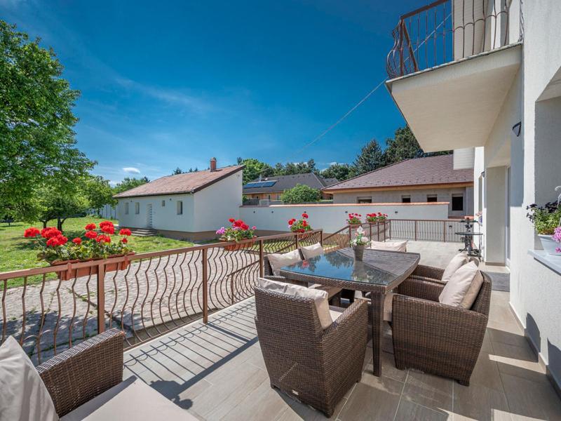 Carpe Diem Guesthouse เอียร์ด ภายนอก รูปภาพ